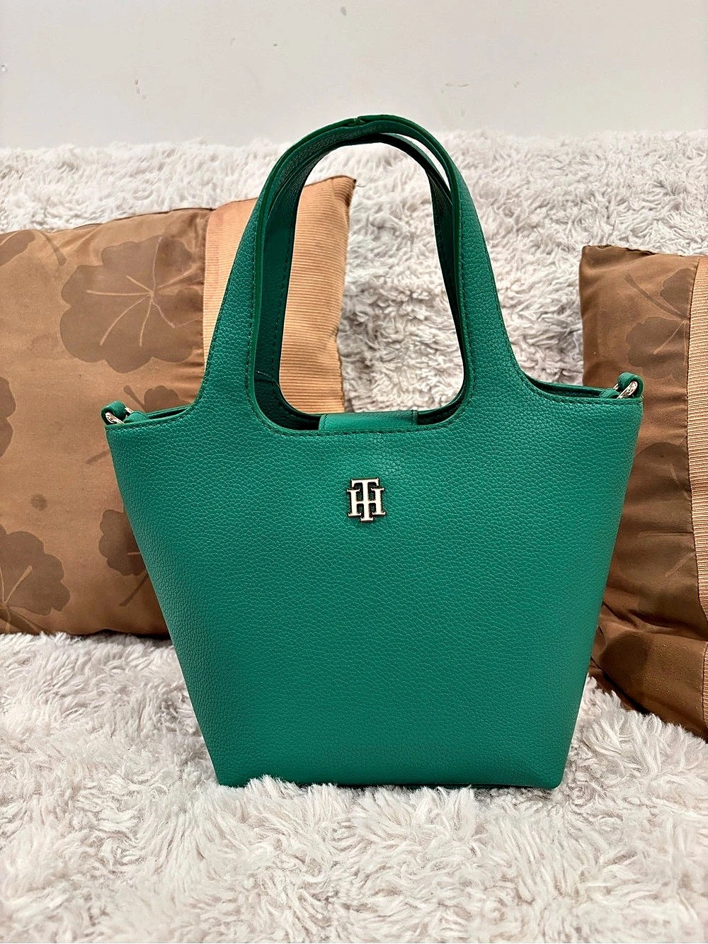 Tommy Hilfiger Iconic Tommy Tote Green Tote Bag NWT